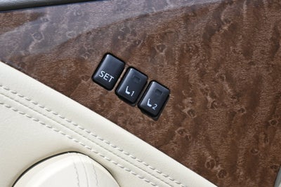 2017 INFINITI QX80 NA