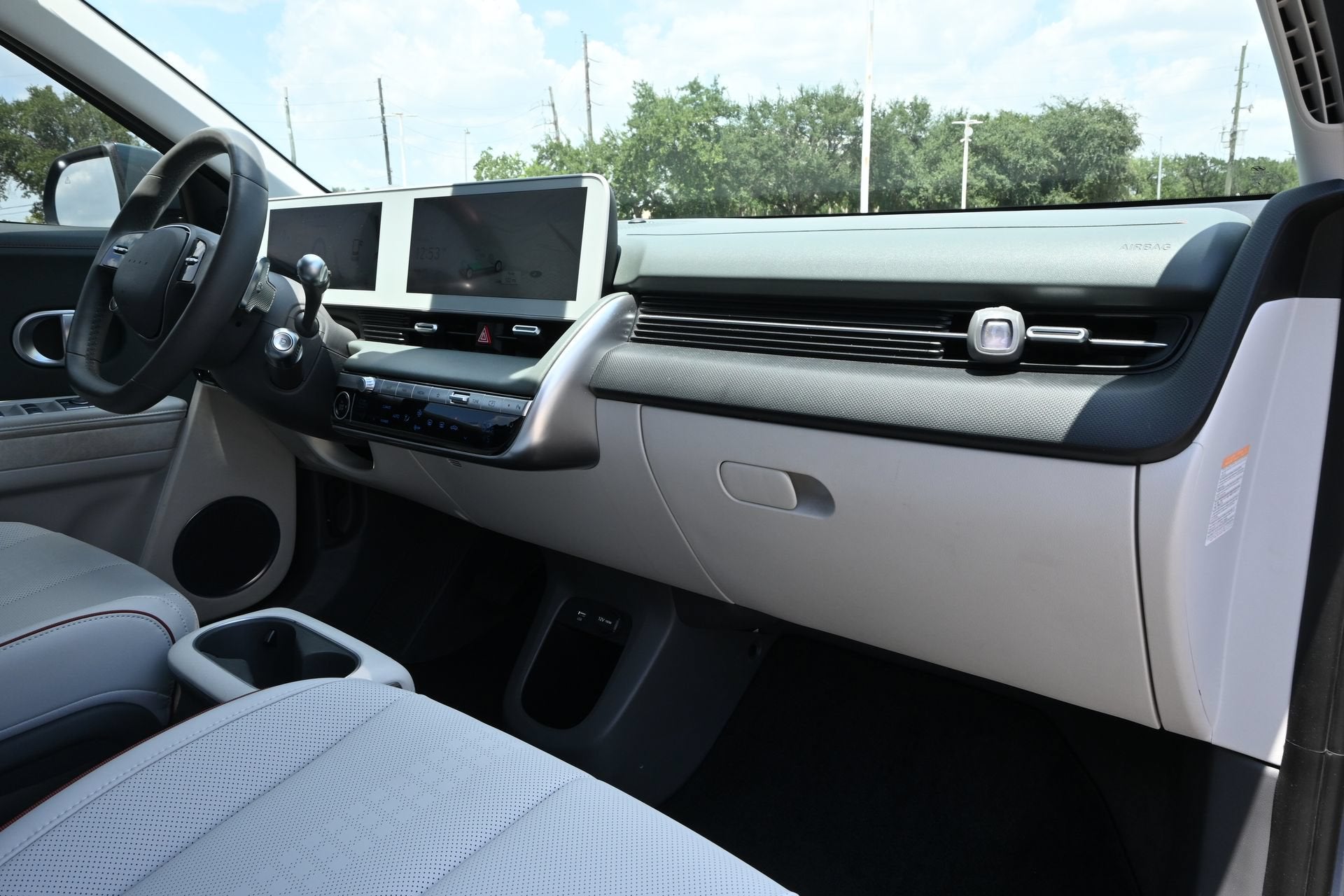 2022 Hyundai IONIQ 5 SEL