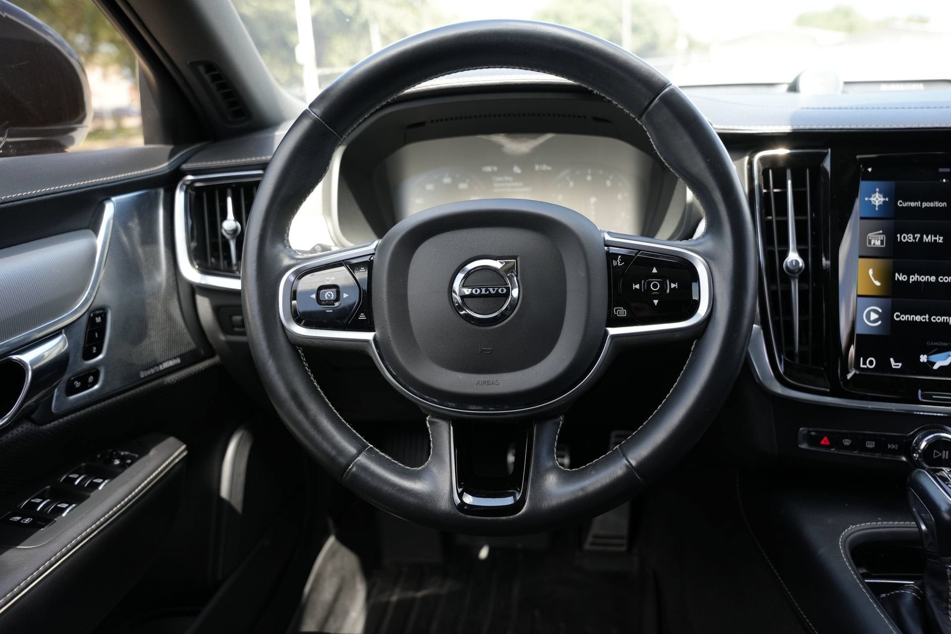 2021 Volvo S90 R-Design