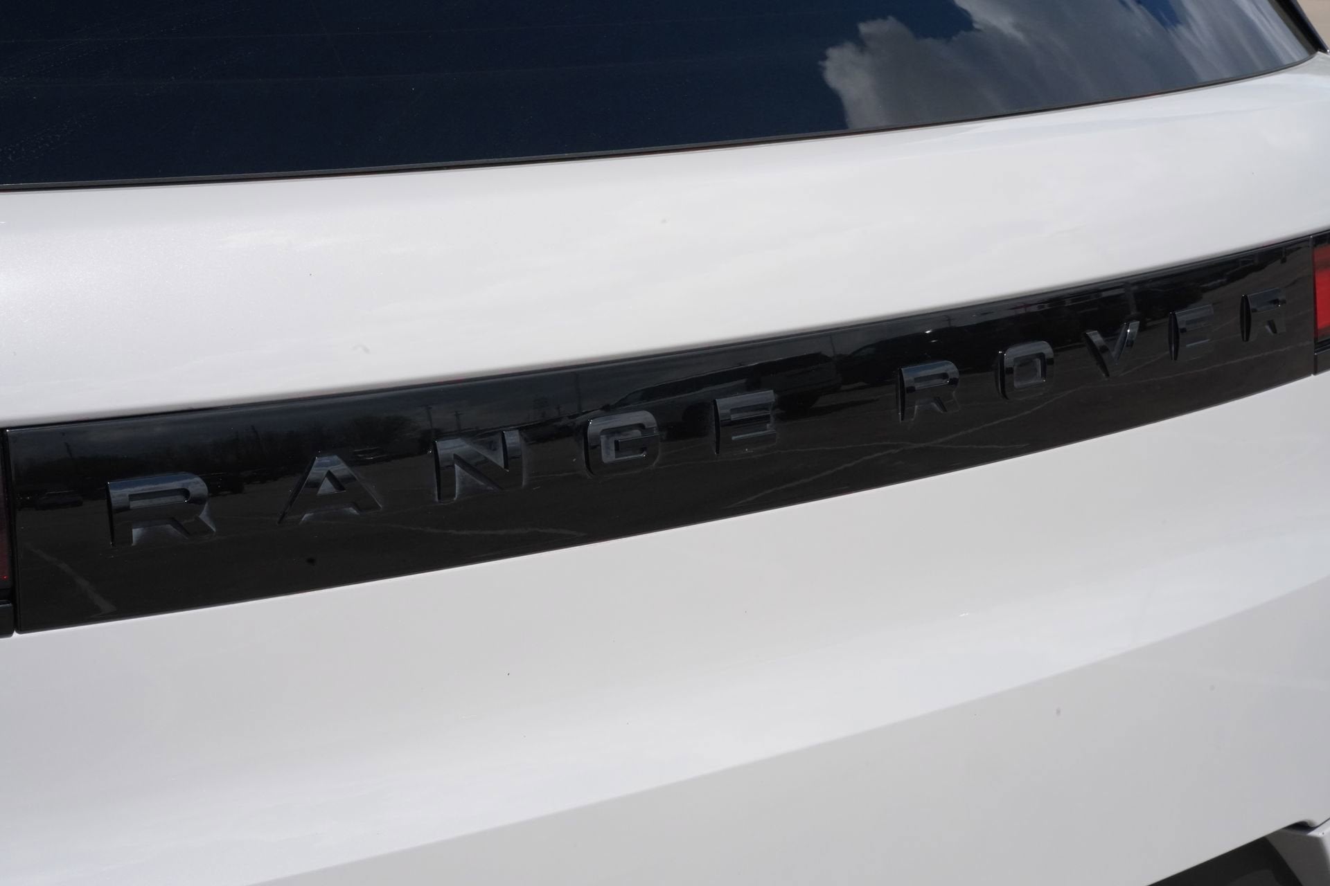 2024 Land Rover Range Rover Sport SE