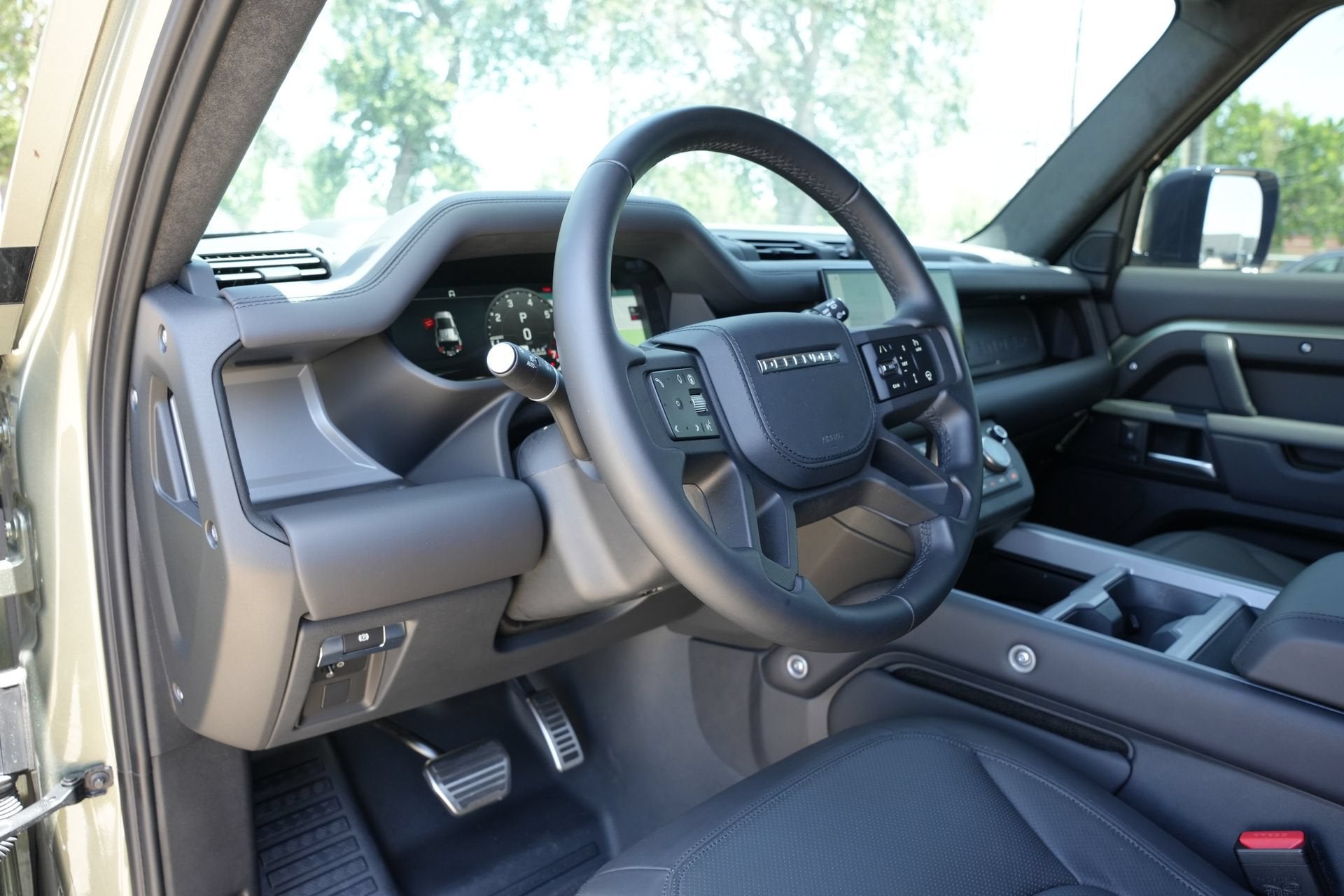 2025 Land Rover Defender X