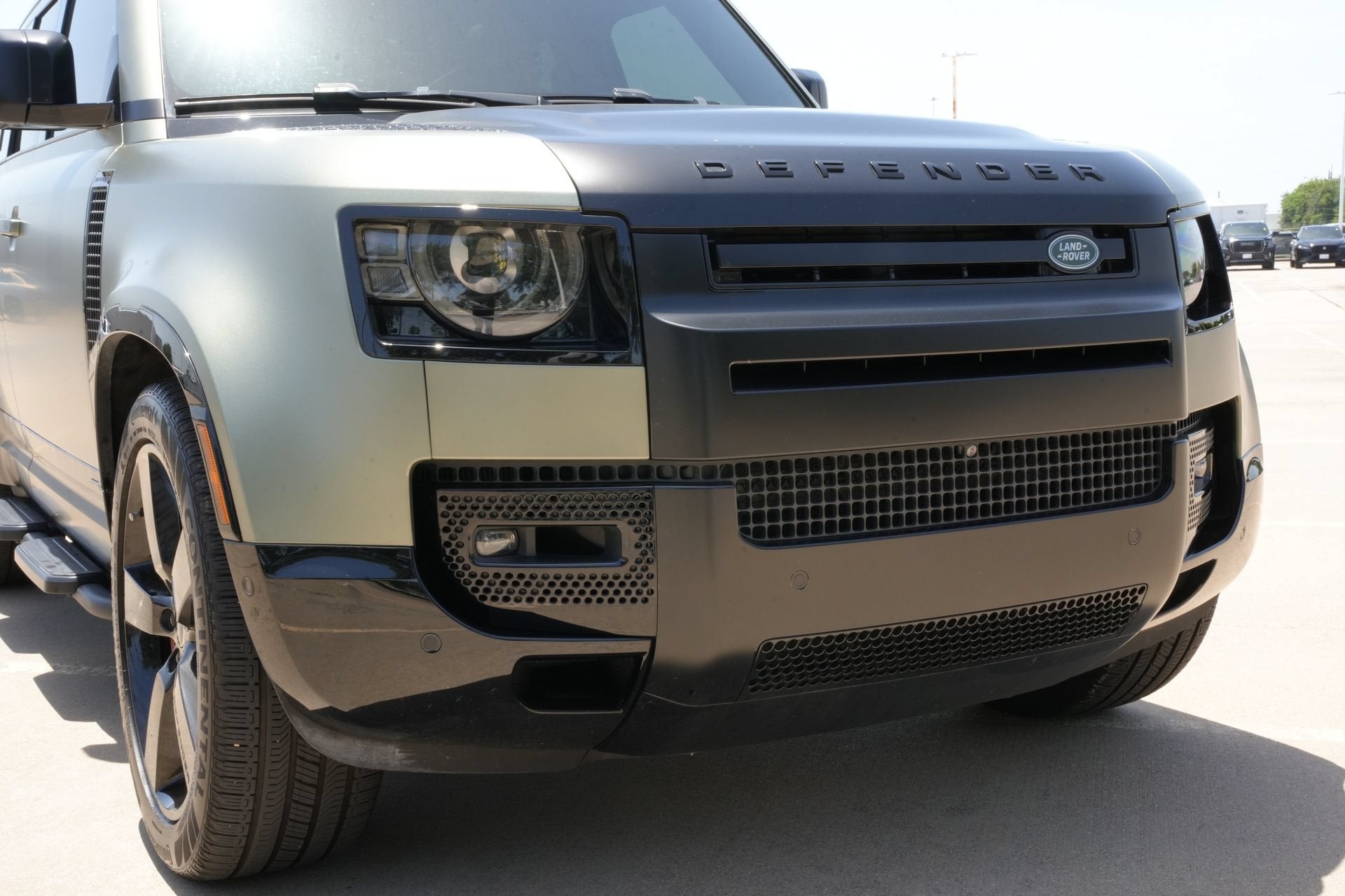 2025 Land Rover Defender X