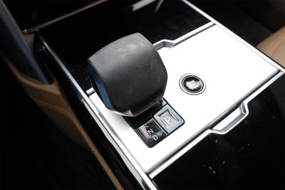 2025 Land Rover Range Rover Autobiography