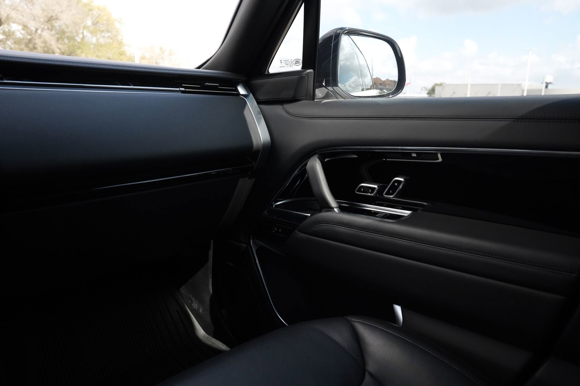 2024 Land Rover Range Rover SE