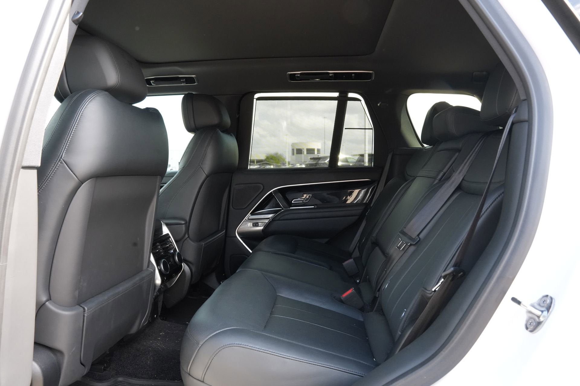 2024 Land Rover Range Rover SE