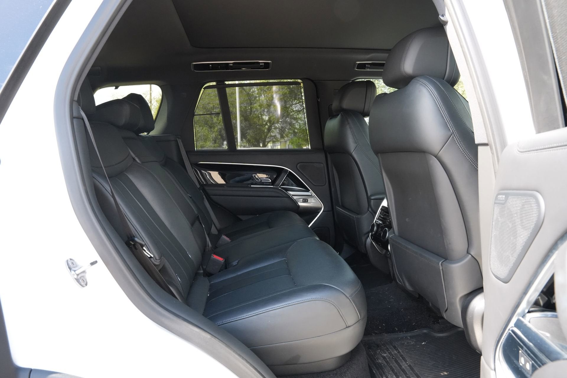 2024 Land Rover Range Rover SE