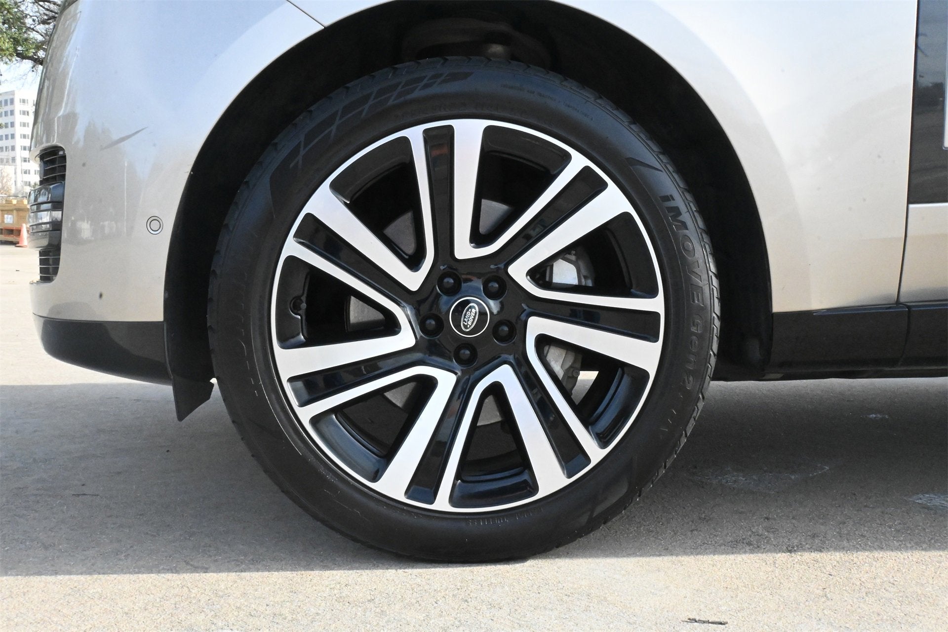 2023 Land Rover Range Rover SE