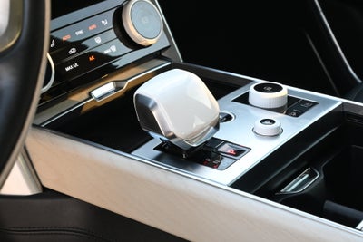 2023 Land Rover Range Rover SV