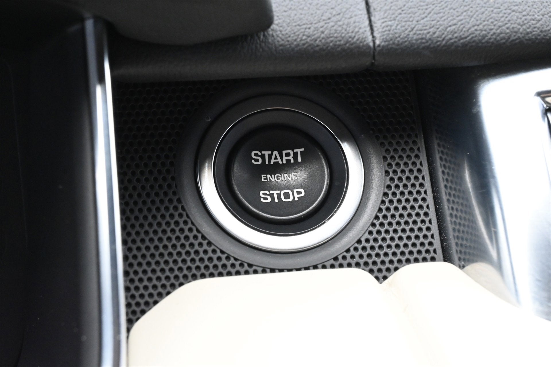 2022 Land Rover Range Rover Sport HST