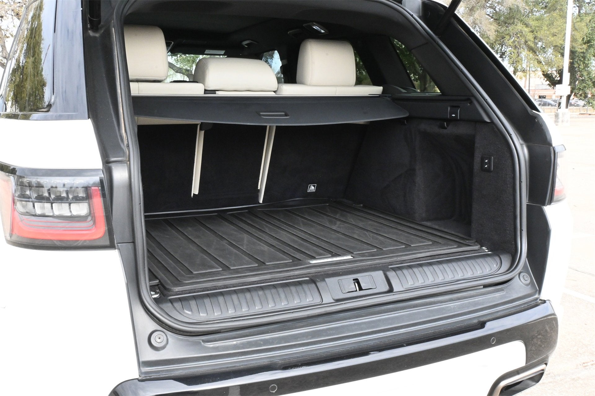 2022 Land Rover Range Rover Sport HST