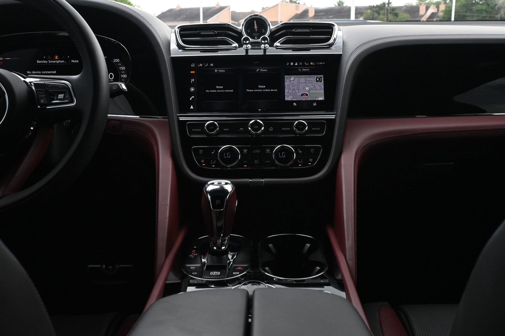 2024 Bentley Bentayga V8