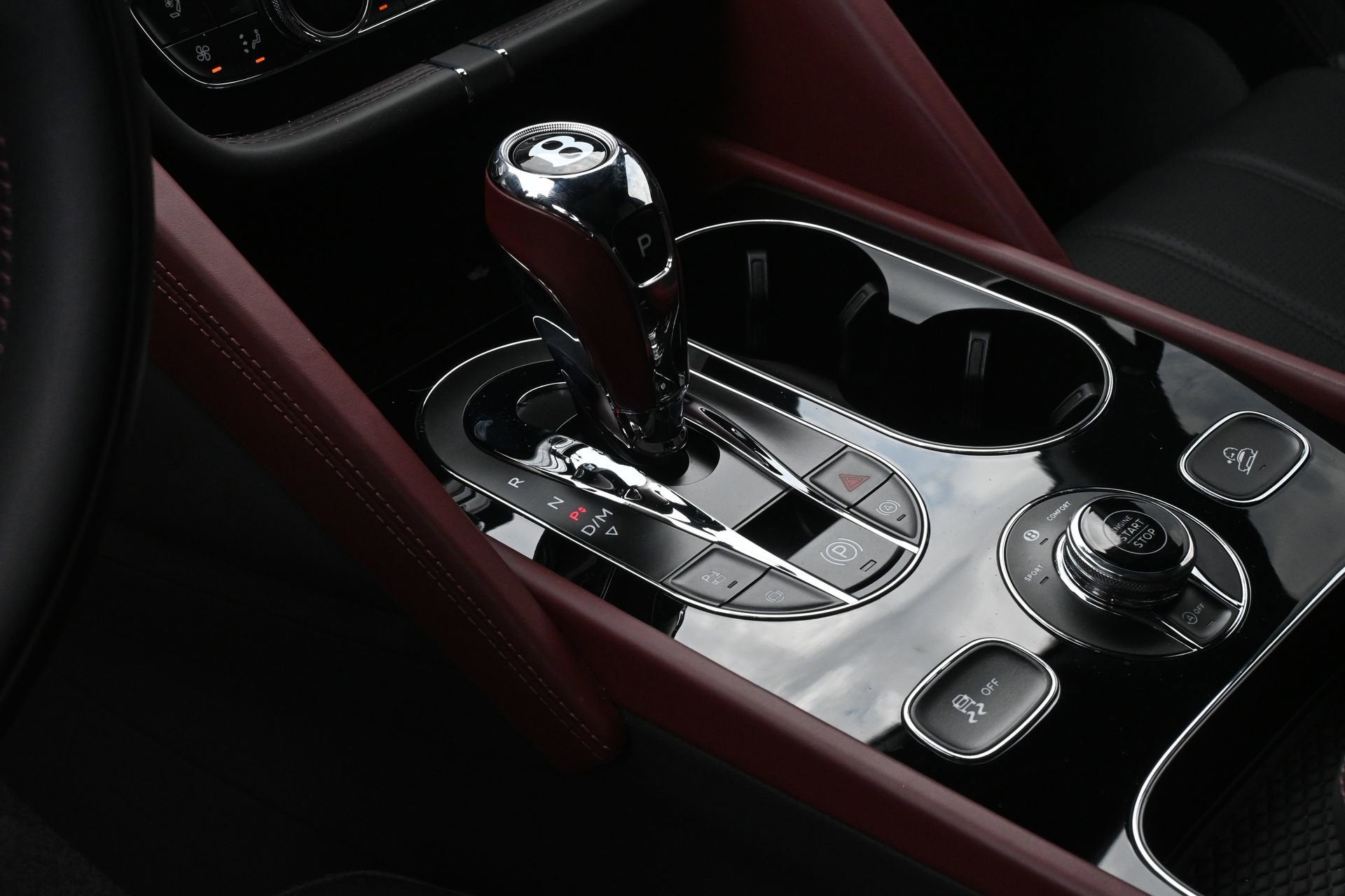 2024 Bentley Bentayga V8