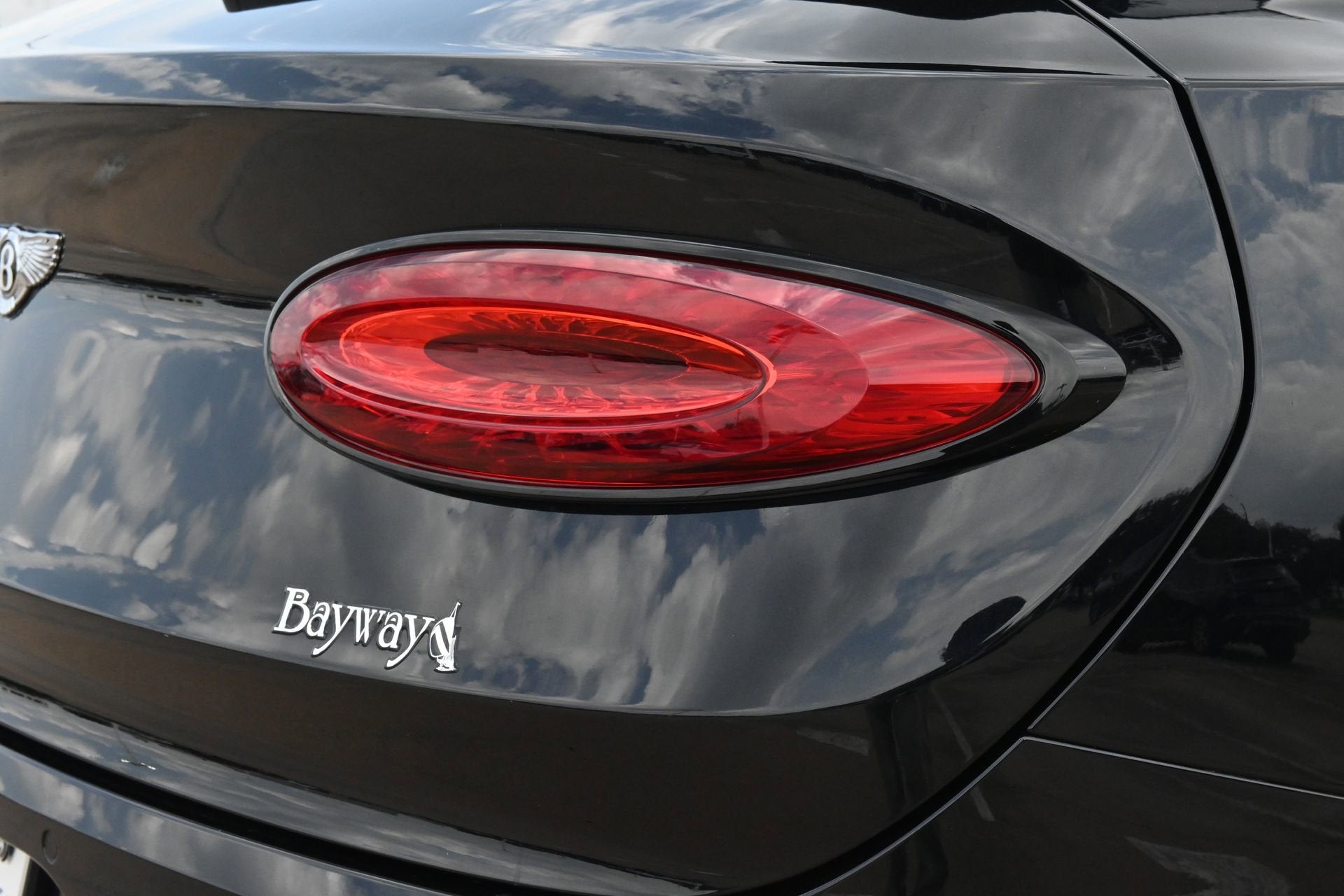 2024 Bentley Bentayga V8