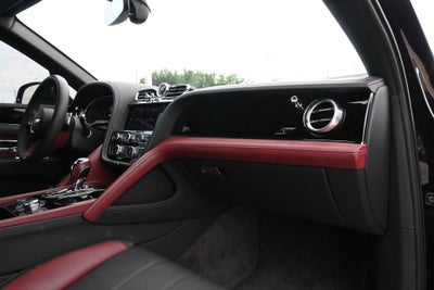 2024 Bentley Bentayga V8