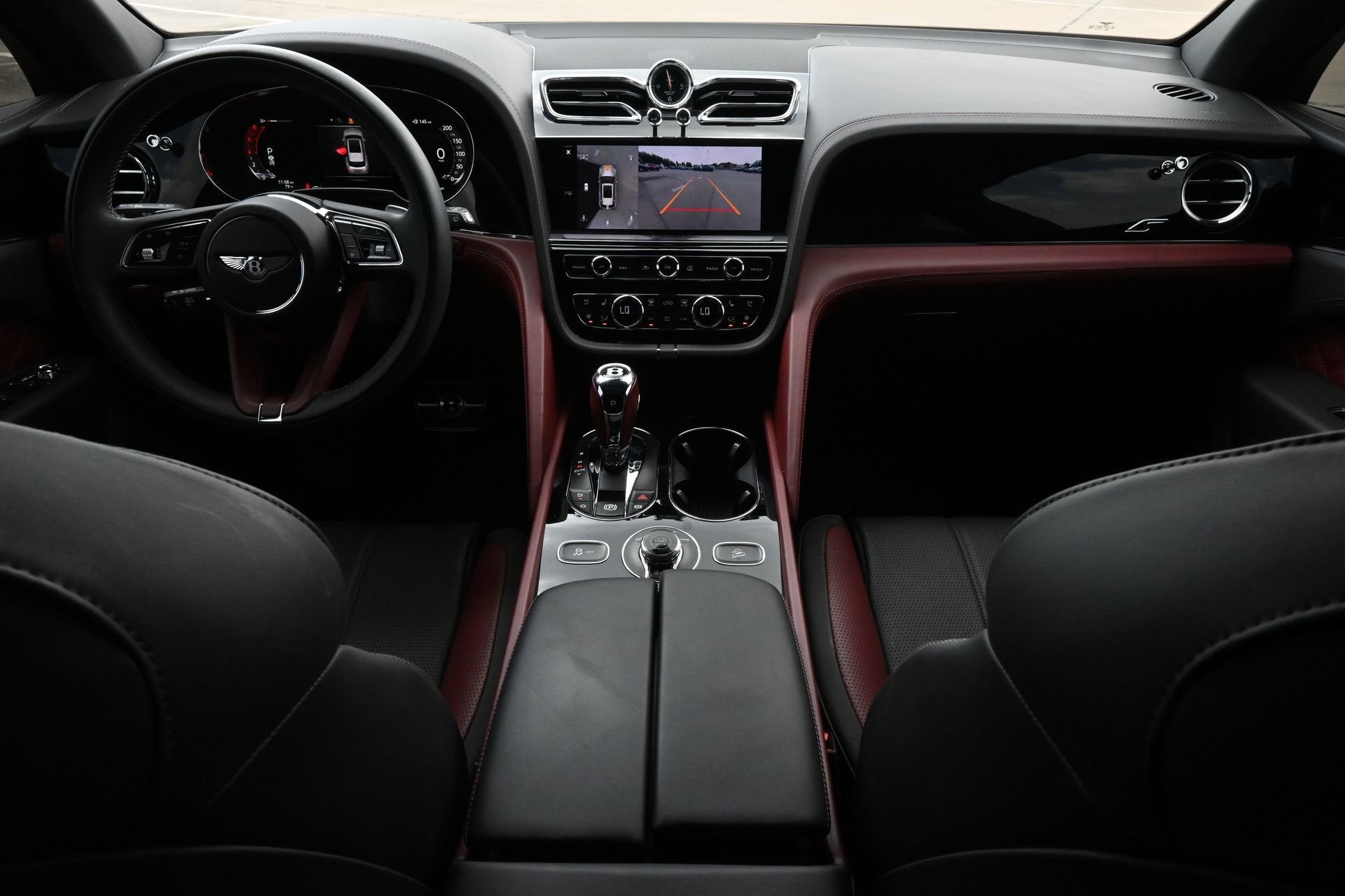 2024 Bentley Bentayga V8