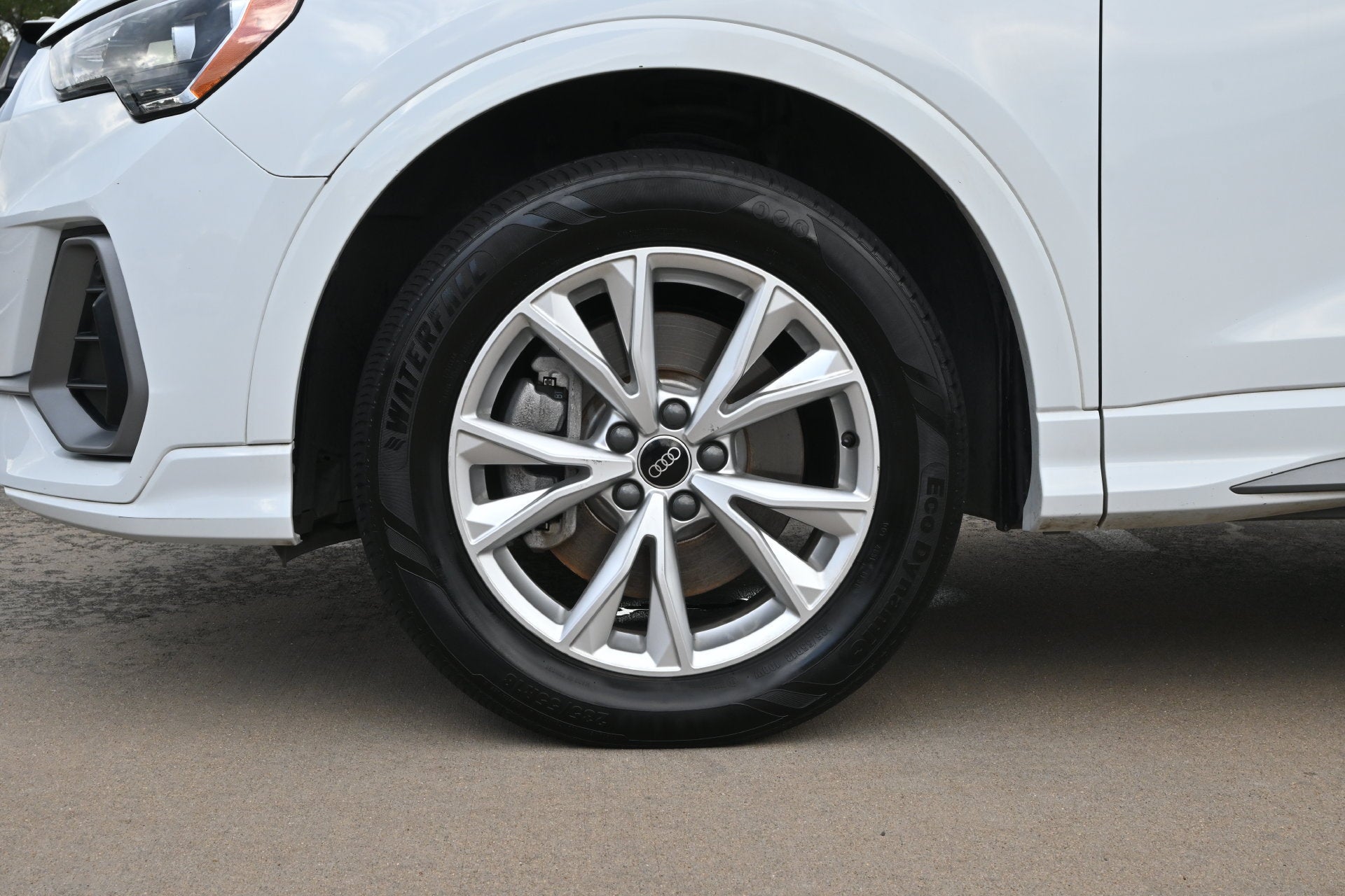 2022 Audi Q3 S line Premium