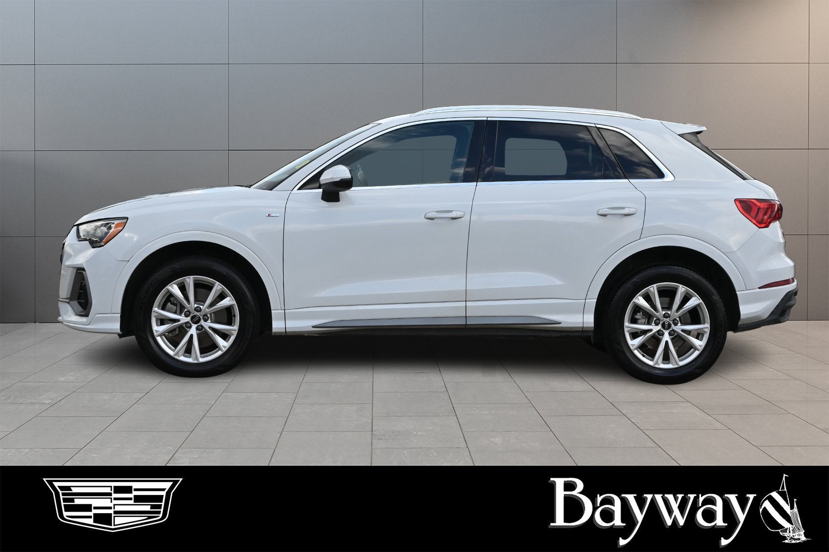 2022 Audi Q3 S line Premium