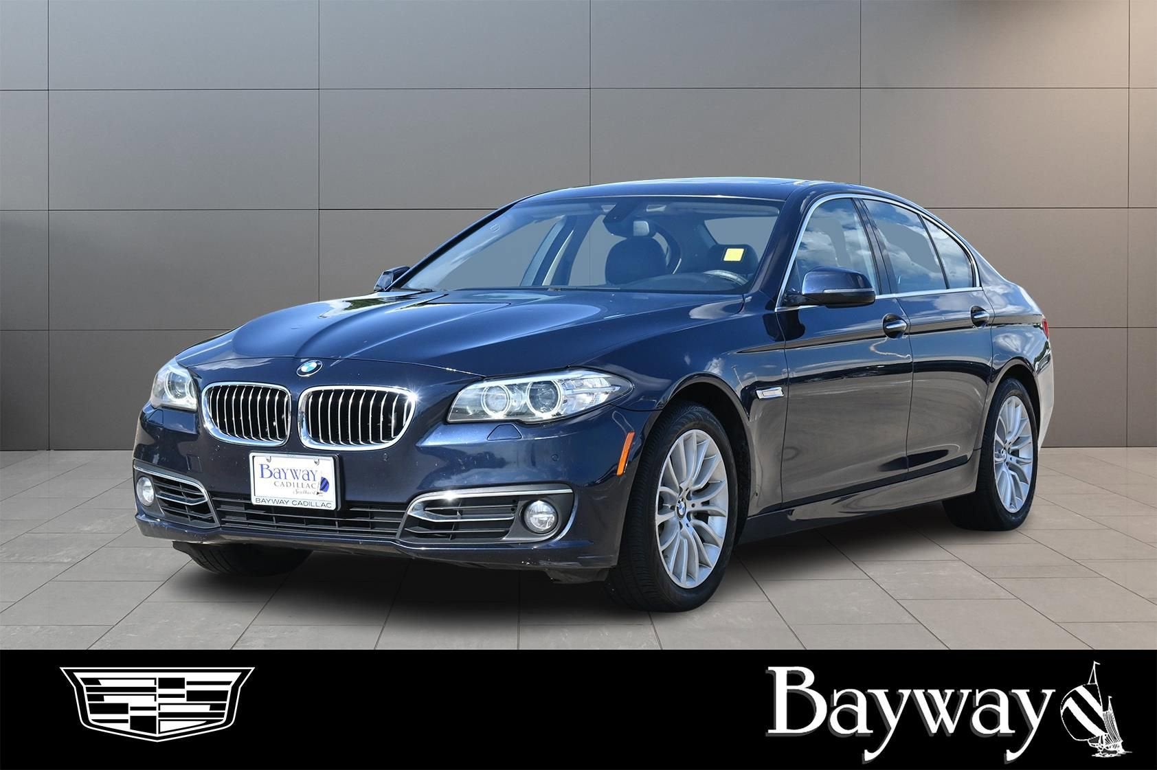 2016 BMW 5 Series 528i xDrive Sedan Luxury Line's photo