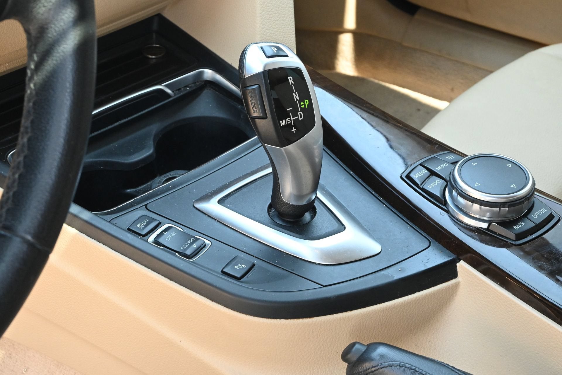 2016 BMW 3 Series 320i