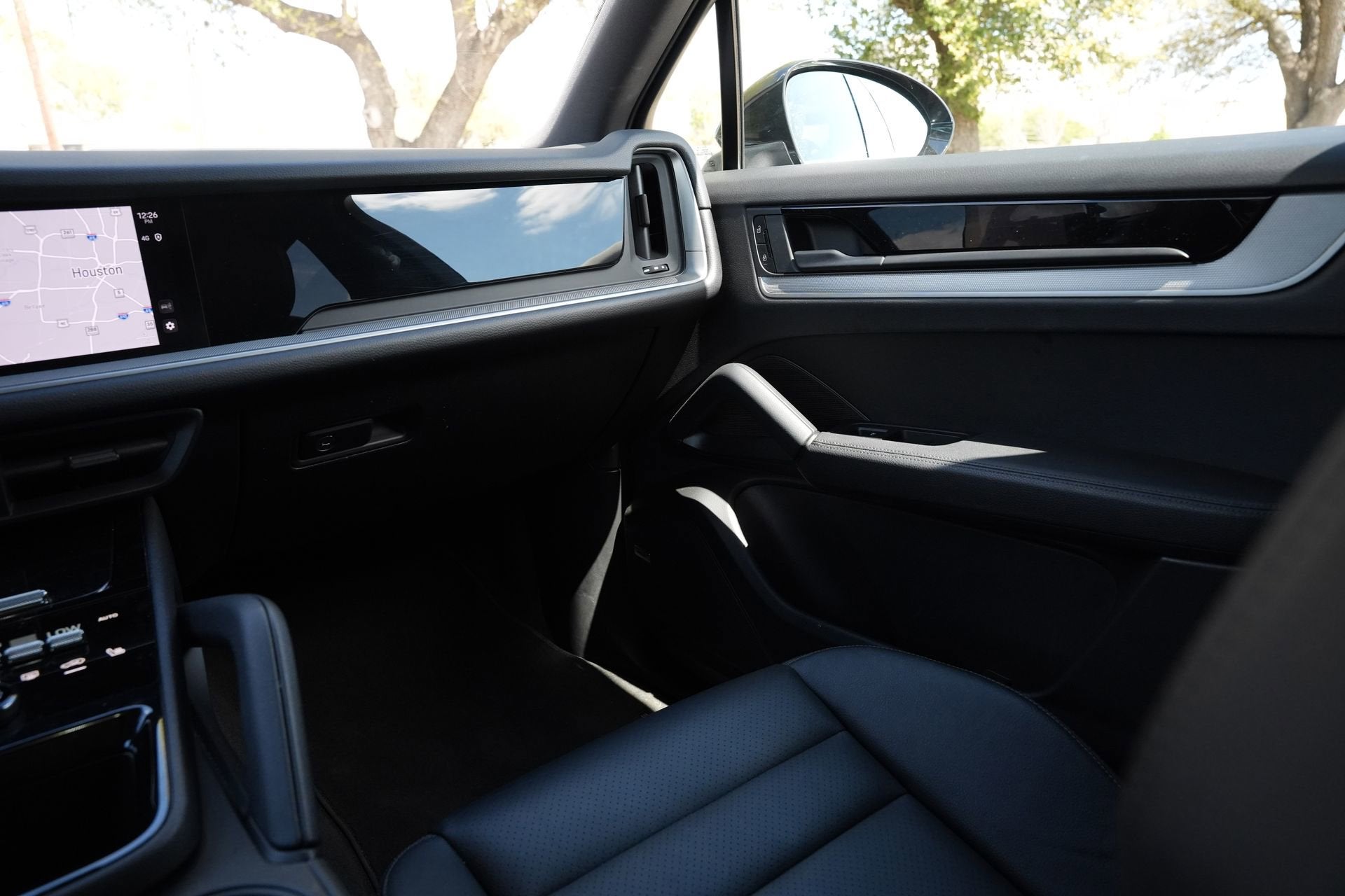 2025 Porsche Cayenne NA