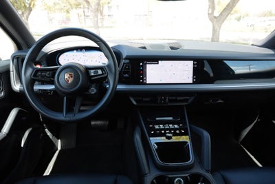 2025 Porsche Cayenne NA