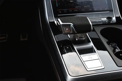 2025 Audi RS Q8 performance