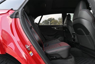 2025 Audi RS Q8 performance