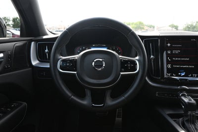 2021 Volvo XC60 R-Design