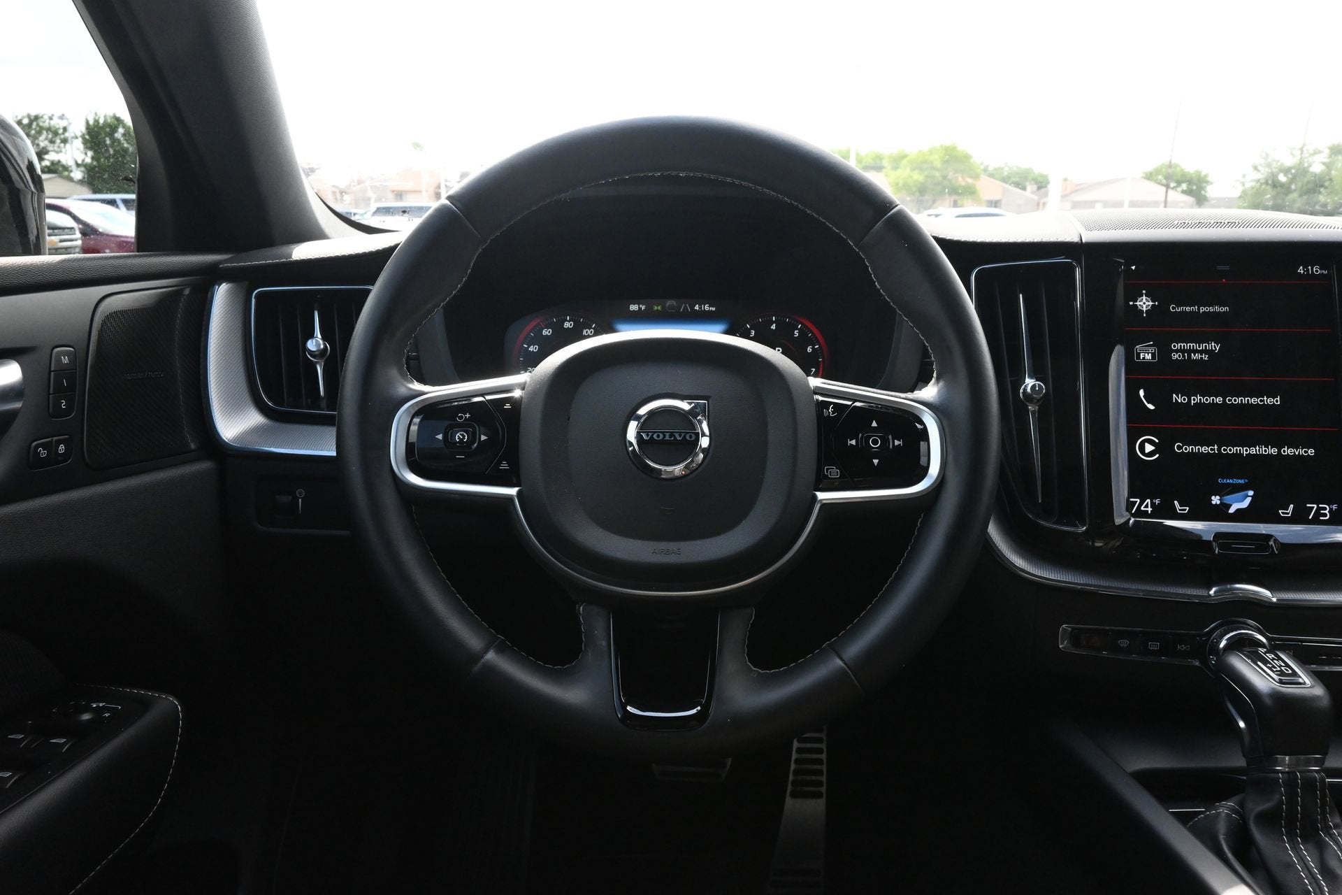 2021 Volvo XC60 R-Design