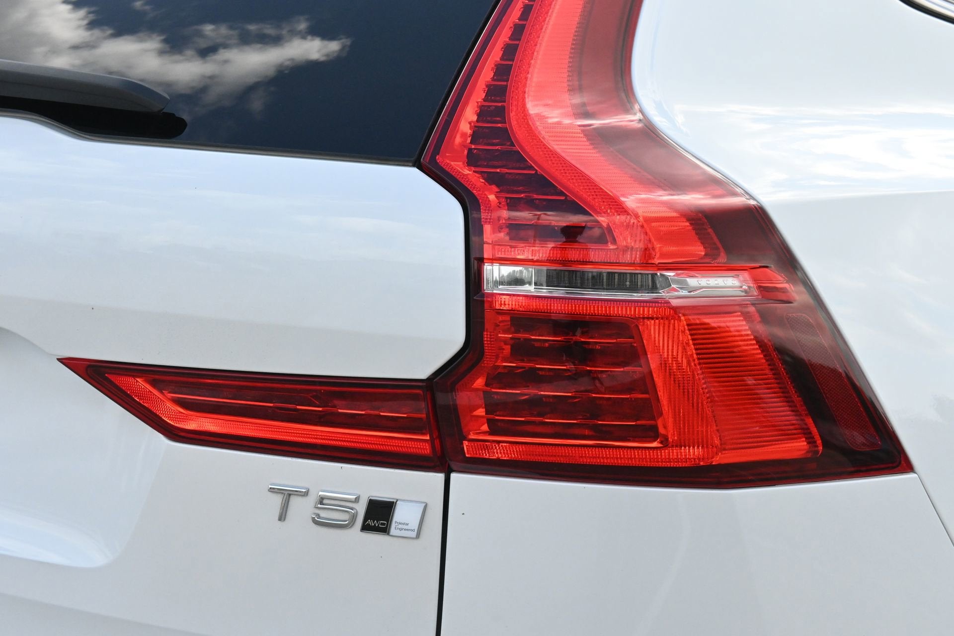 2021 Volvo XC60 R-Design