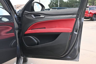 2021 Alfa Romeo Stelvio Base