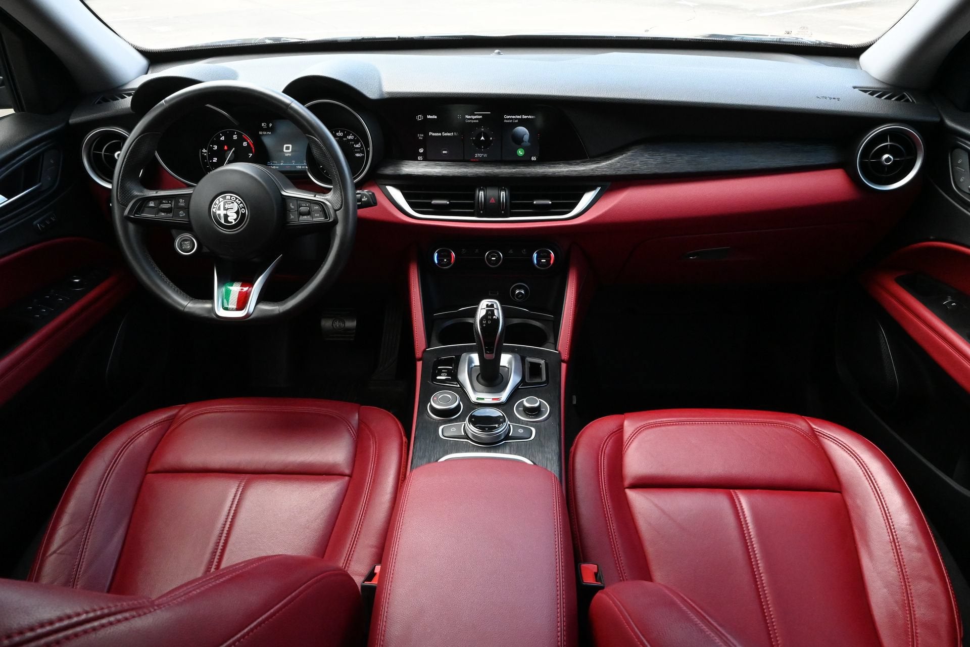 2021 Alfa Romeo Stelvio Base